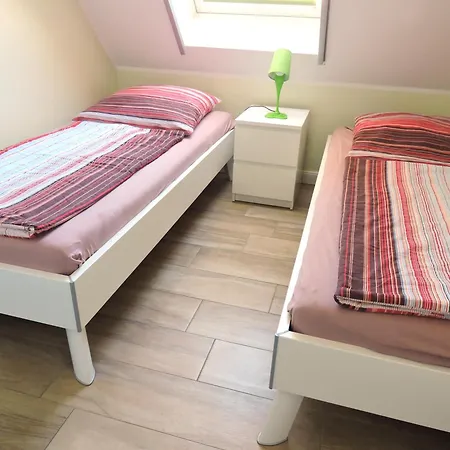 Neue Reihe 28 - Wolke 7 *